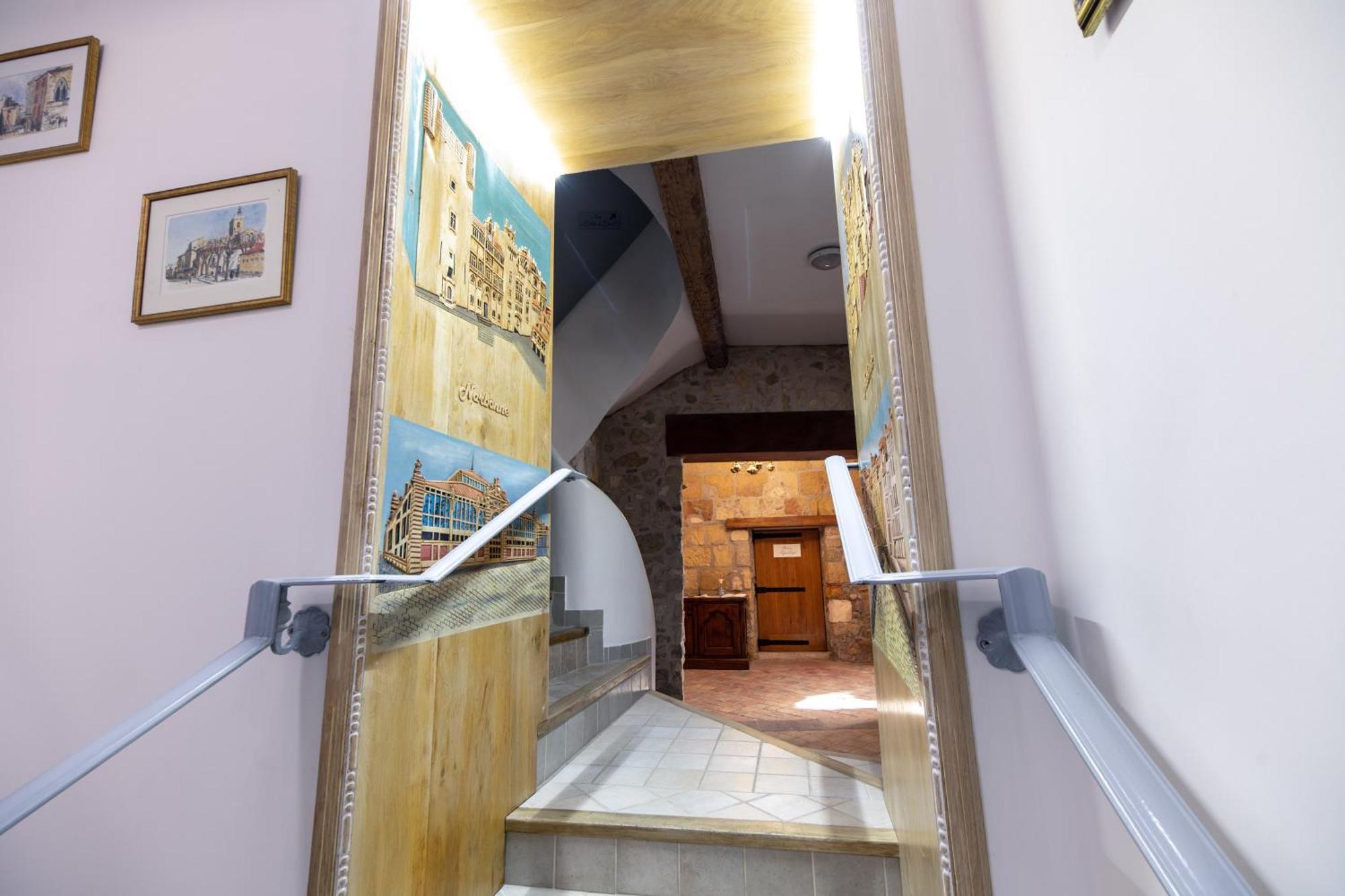 Studio Dans L'Eglise Du Couvent Narbona Zewnętrze zdjęcie